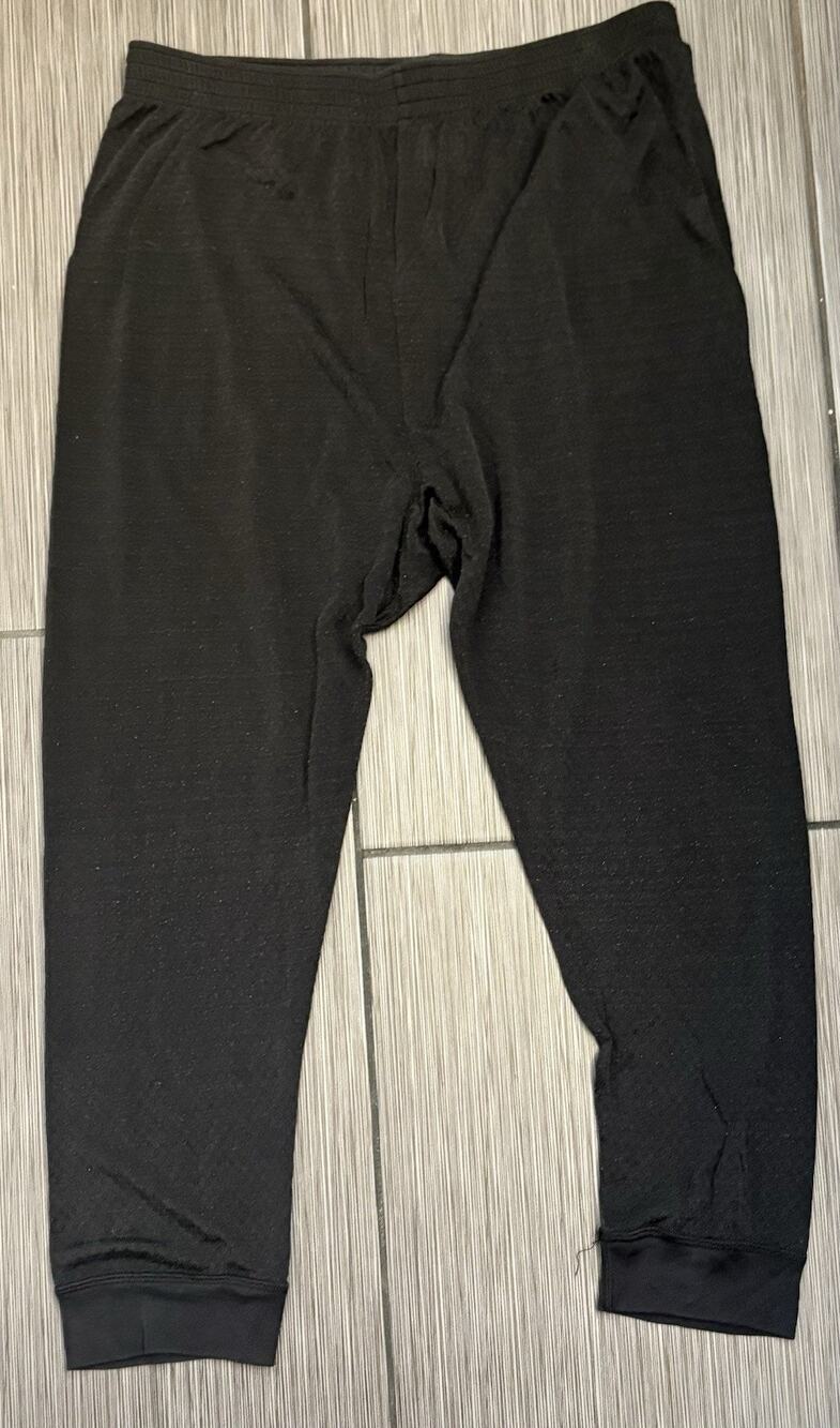 LL Bean Silk Base Layer Leggings Women’s Small Regular Black Pointelle